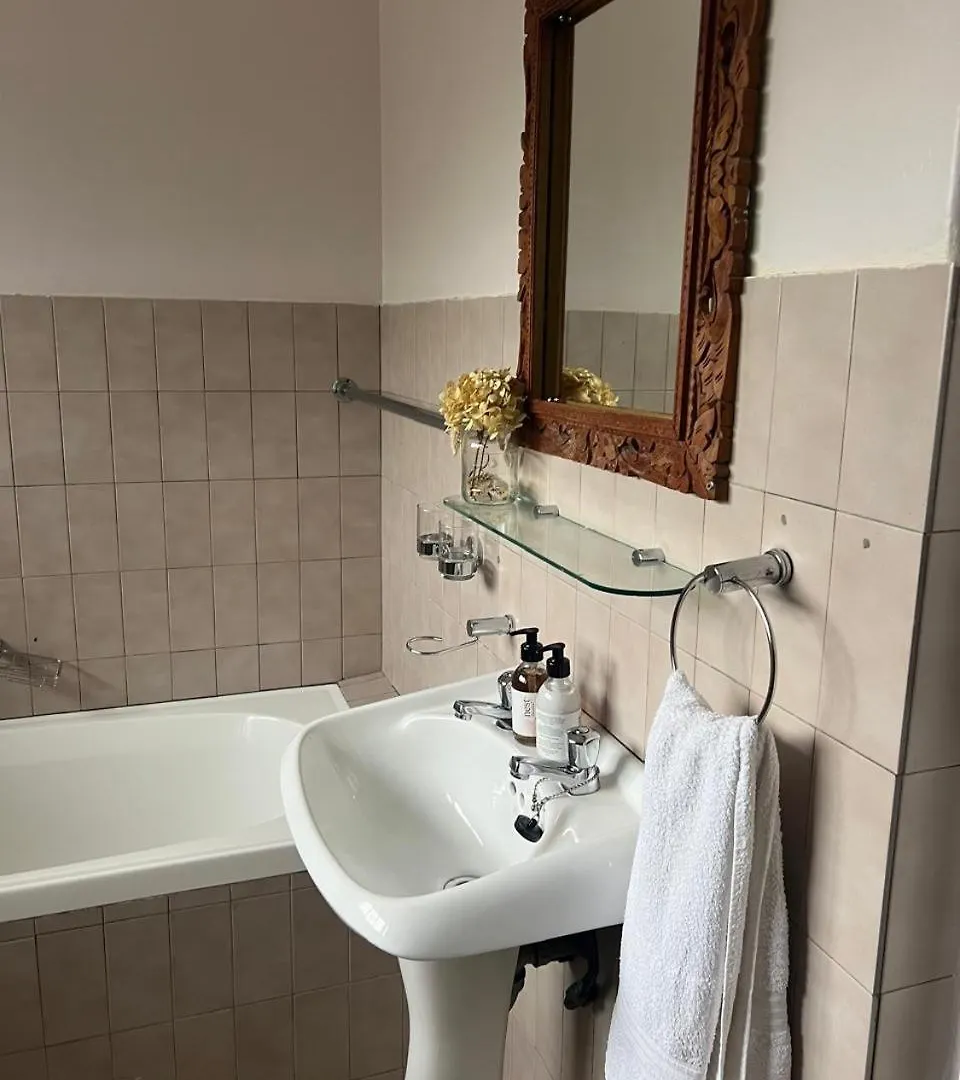 Bcozyglenhof Apartment Cape Town