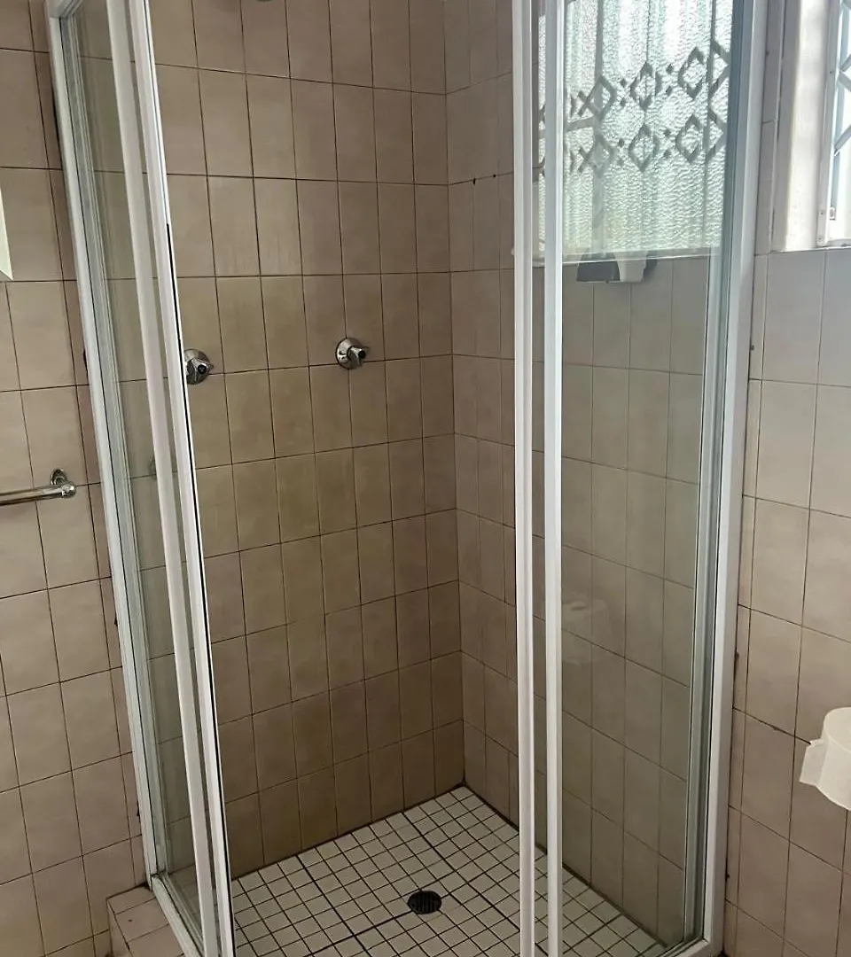 Bcozyglenhof Apartment Cape Town