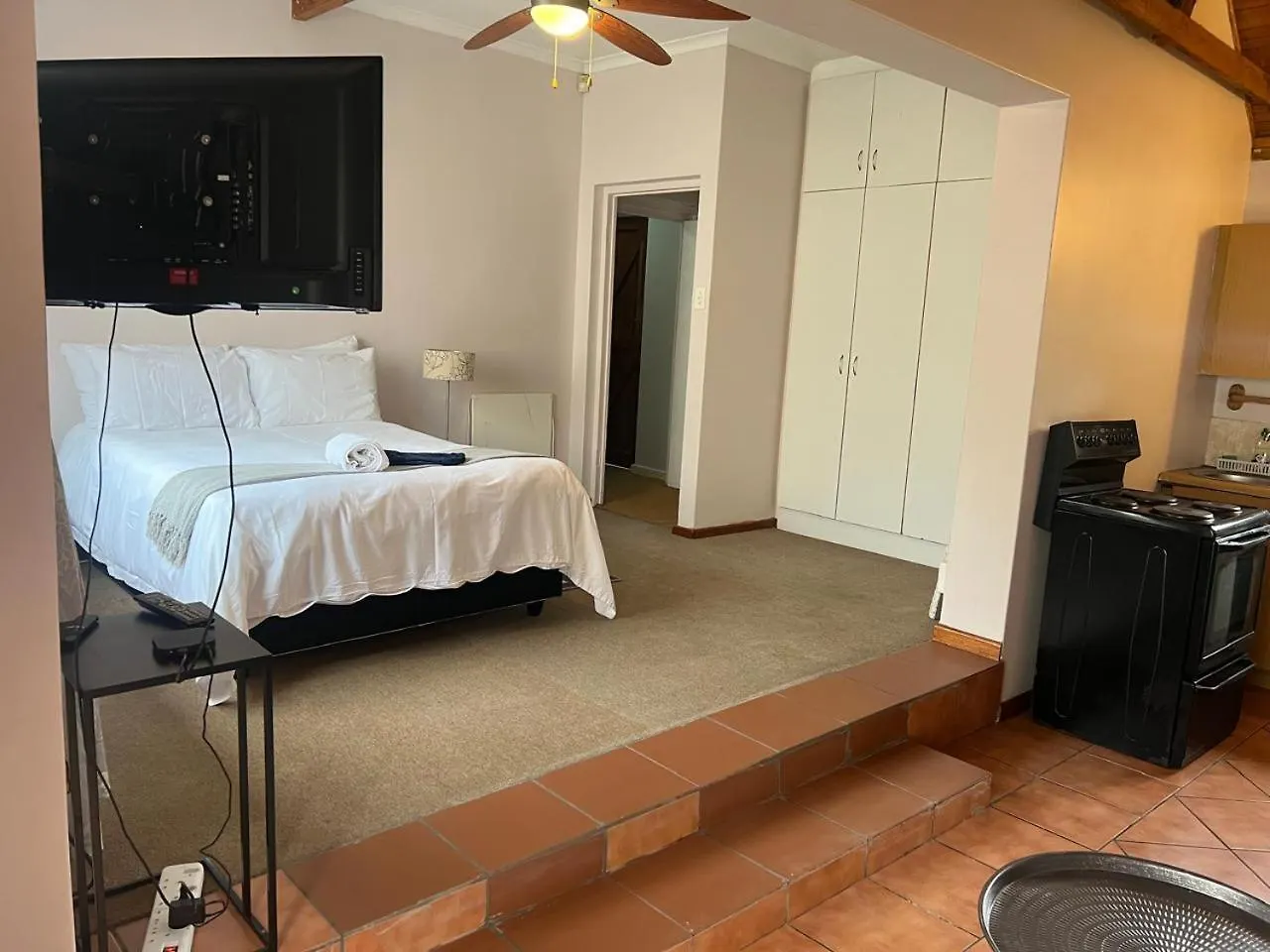 Bcozyglenhof Apartment Cape Town